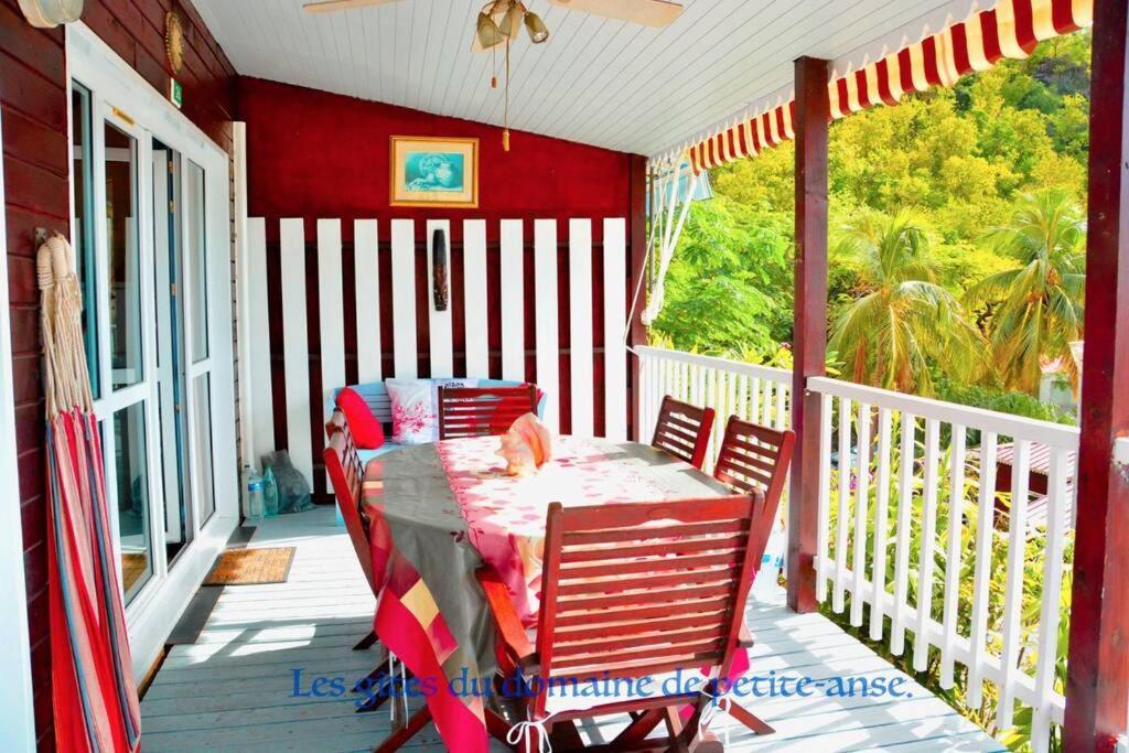 Bungalow - Type F3 - plage de petite anse Bouillante Extérieur photo